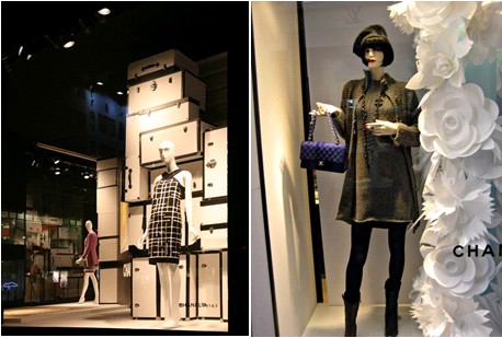大部分零售店铺的模特被放置在橱窗的位置,穿着最新款的服装.